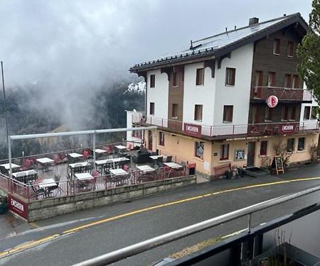 Hotel Restaurant Emshorn Oberems Bagian luar foto