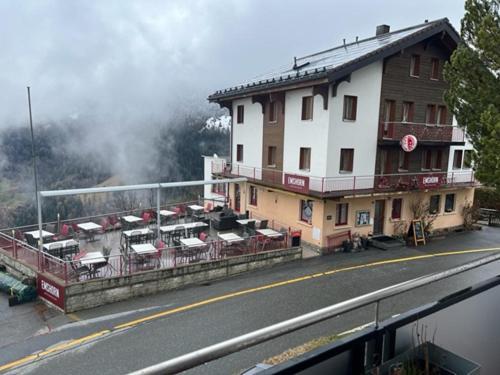 Hotel Restaurant Emshorn Oberems Bagian luar foto