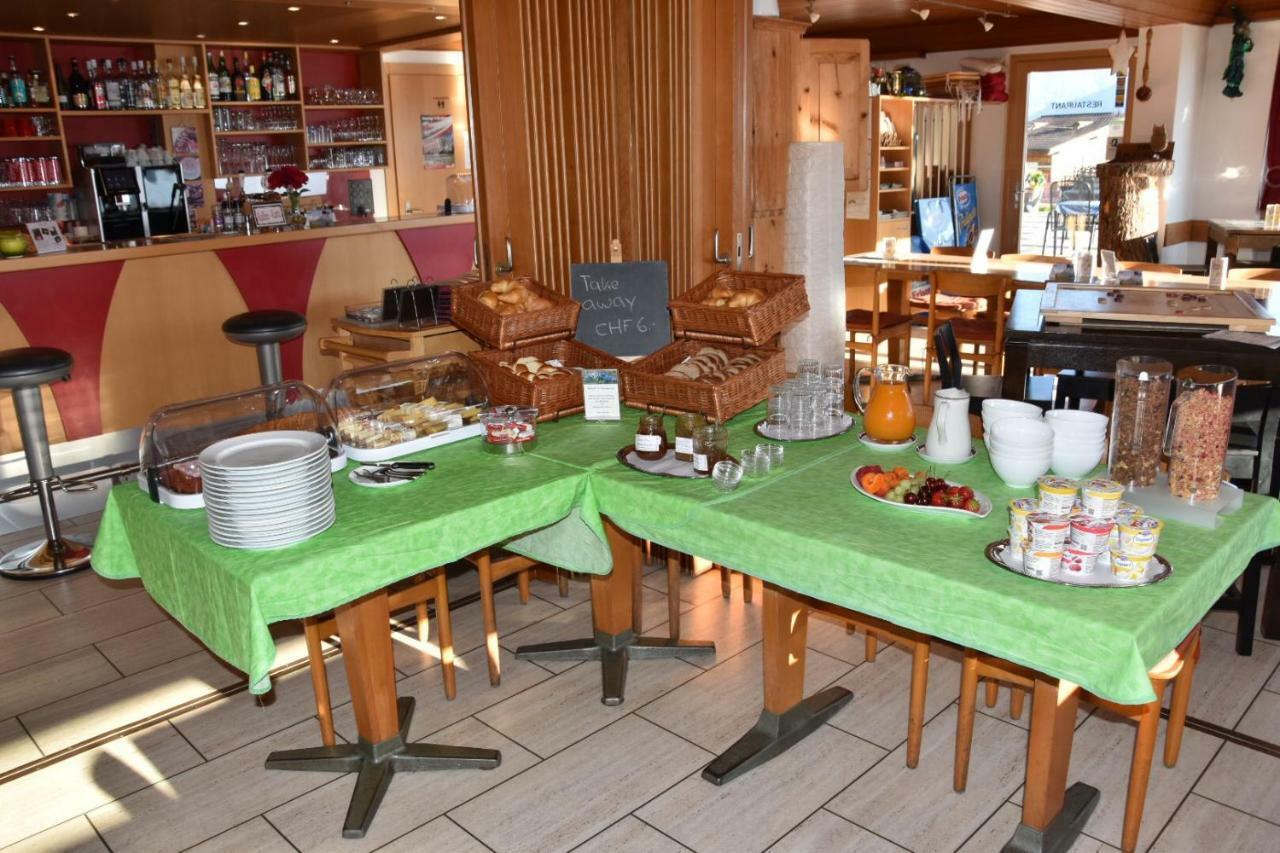 Hotel Restaurant Emshorn Oberems Bagian luar foto